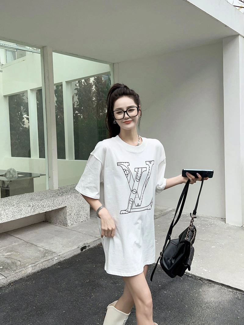 Louis Vuitton T-Shirts Durable 138197