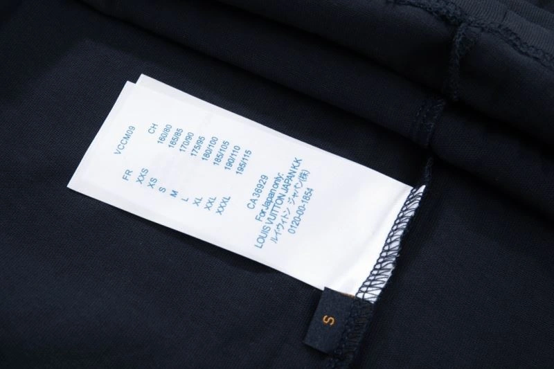 Bold Louis Vuitton T-Shirts 138182