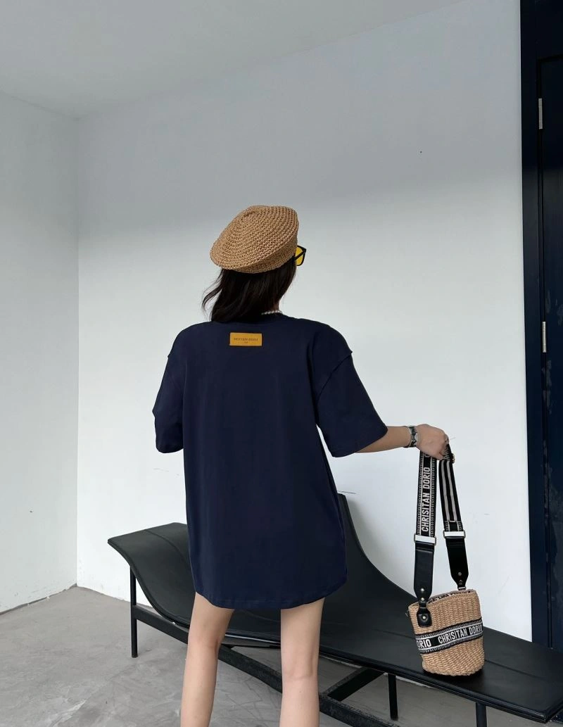 Bold Louis Vuitton T-Shirts 138182