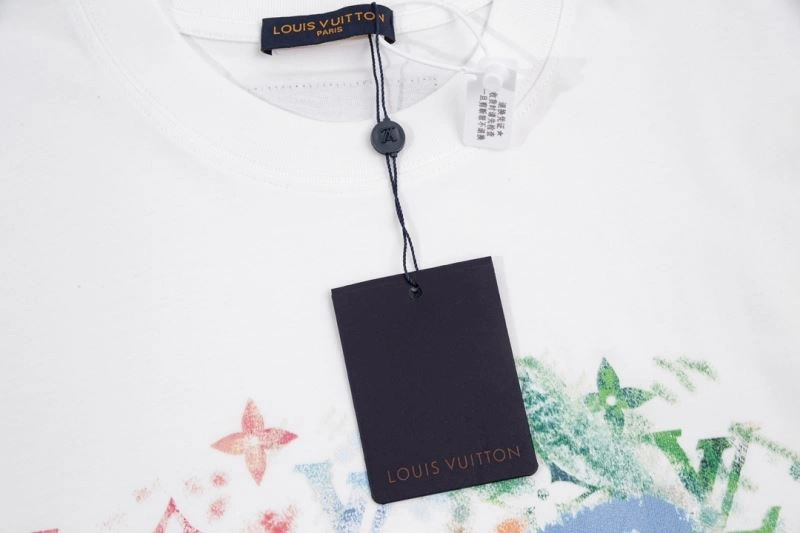Cozy Louis Vuitton T-Shirts 138178