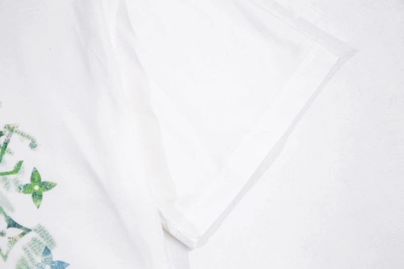Cozy Louis Vuitton T-Shirts 138178