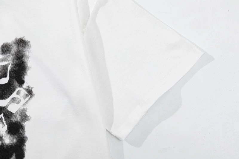 Louis Vuitton T-Shirts Lightweight 138184