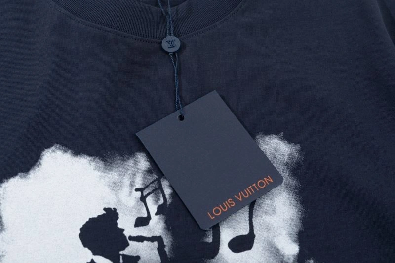 SmartChoice Louis Vuitton T-Shirts 138176