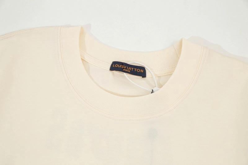Louis Vuitton T-Shirts Vibrant 138165