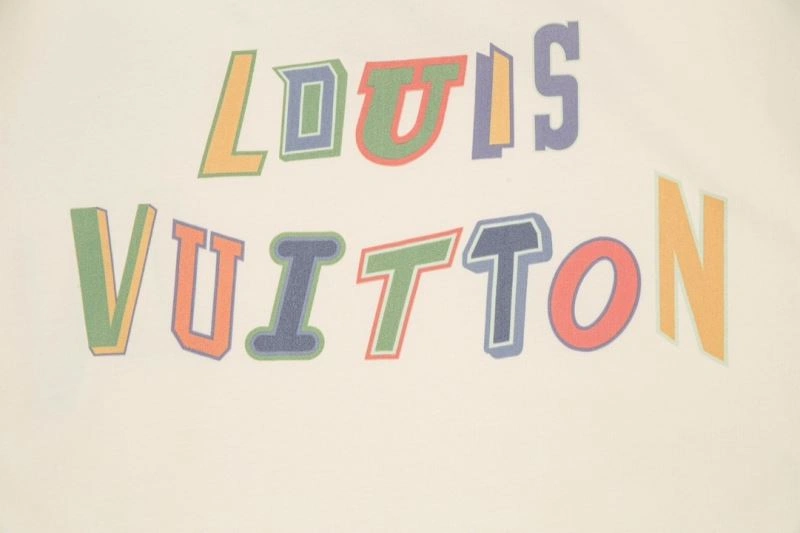 Louis Vuitton T-Shirts Vibrant 138165