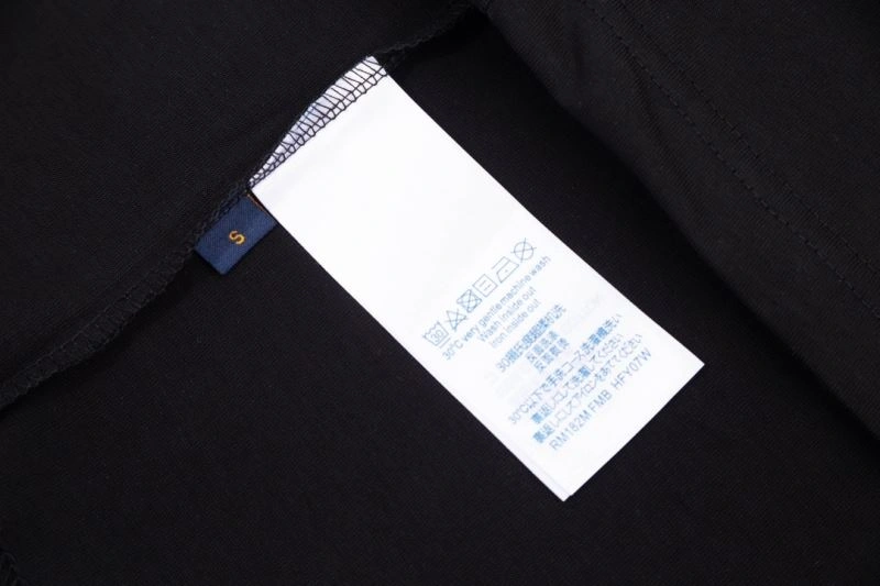 Louis Vuitton T-Shirts Chic 138173