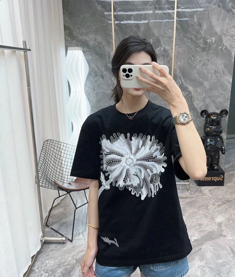 Louis Vuitton T-Shirts Chic 138173