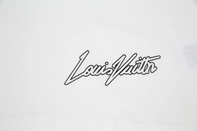 Louis Vuitton T-Shirts Neat 138164