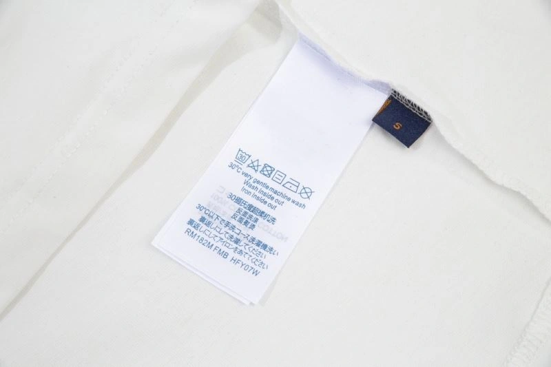 Louis Vuitton T-Shirts Neat 138164