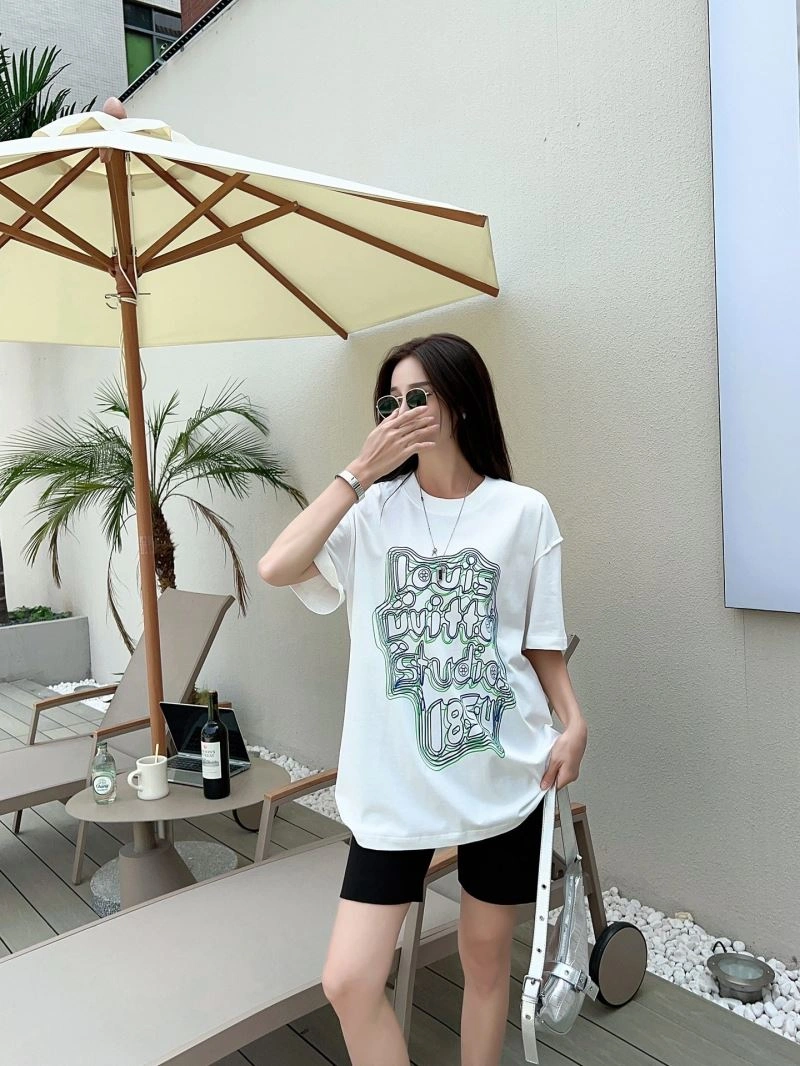 Louis Vuitton T-Shirts Durable 138163