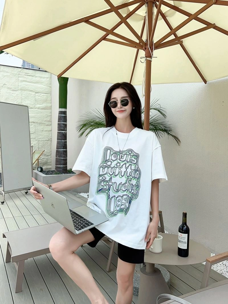 Louis Vuitton T-Shirts Durable 138163