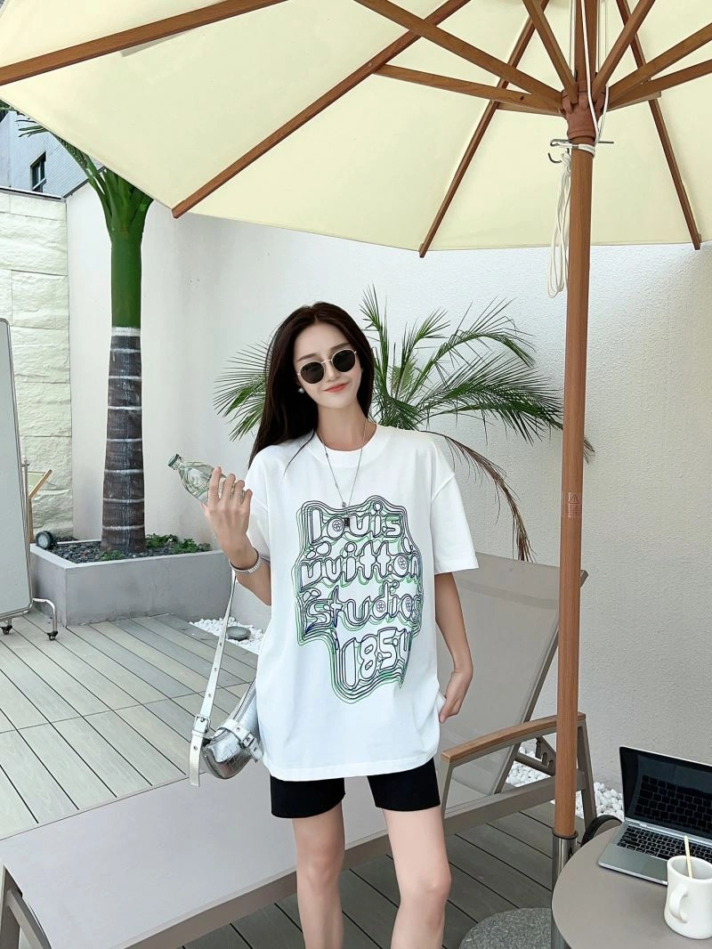 Louis Vuitton T-Shirts Durable 138163