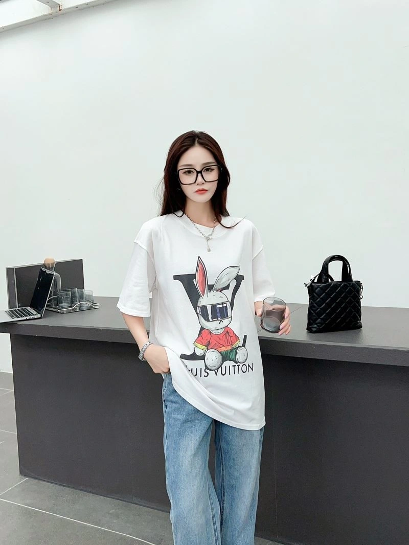 Modern Louis Vuitton T-Shirts 138145