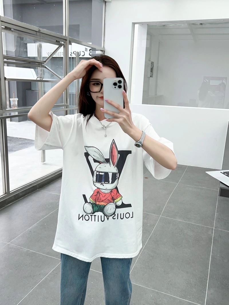 Modern Louis Vuitton T-Shirts 138145