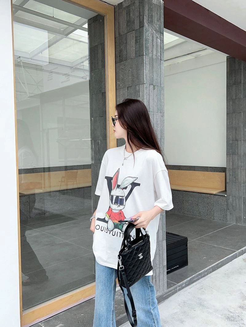 Modern Louis Vuitton T-Shirts 138145