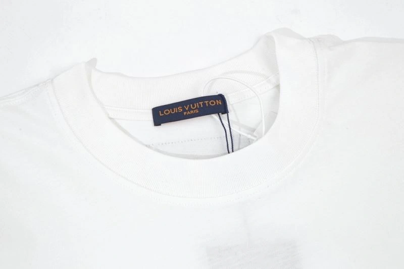 Louis Vuitton T-Shirts GoodFit 138146