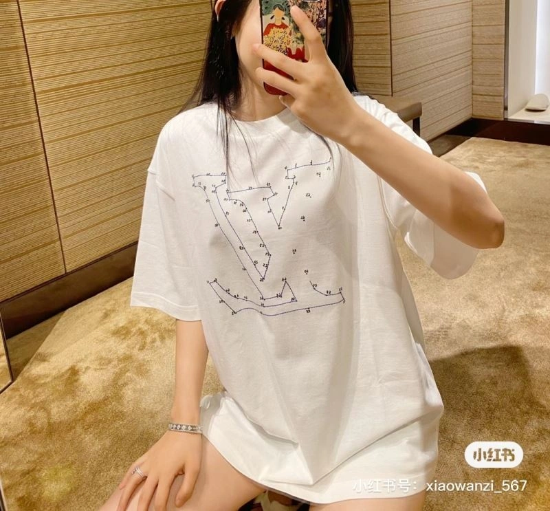 Louis Vuitton T-Shirts GoodFit 138146