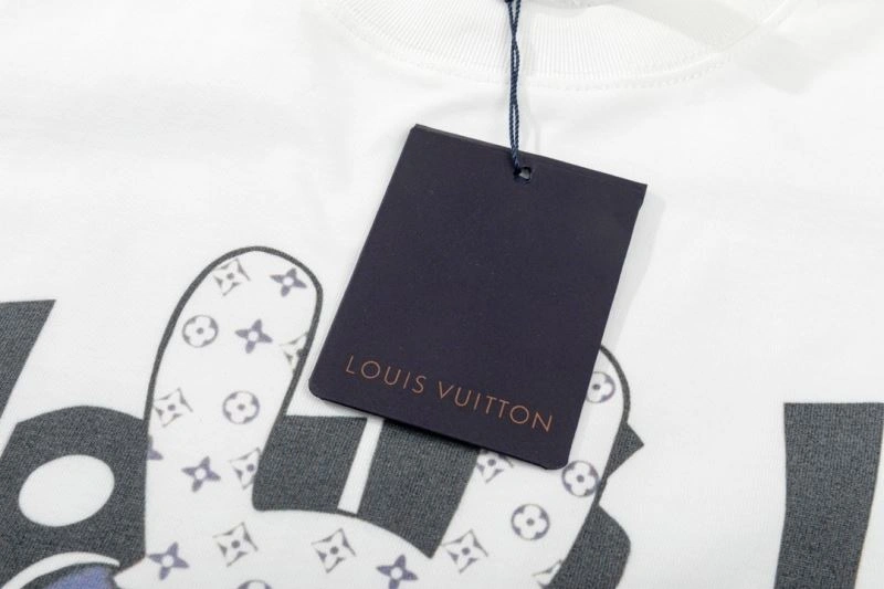 Louis Vuitton T-Shirts Seasonal 138140