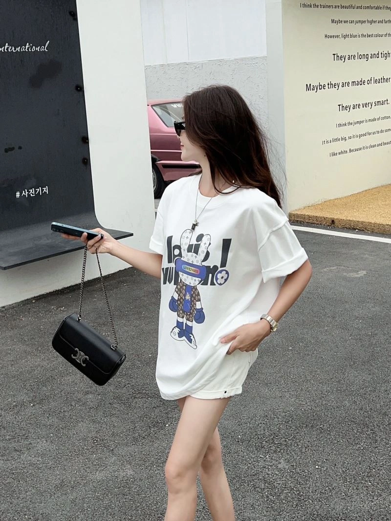 Louis Vuitton T-Shirts Seasonal 138140