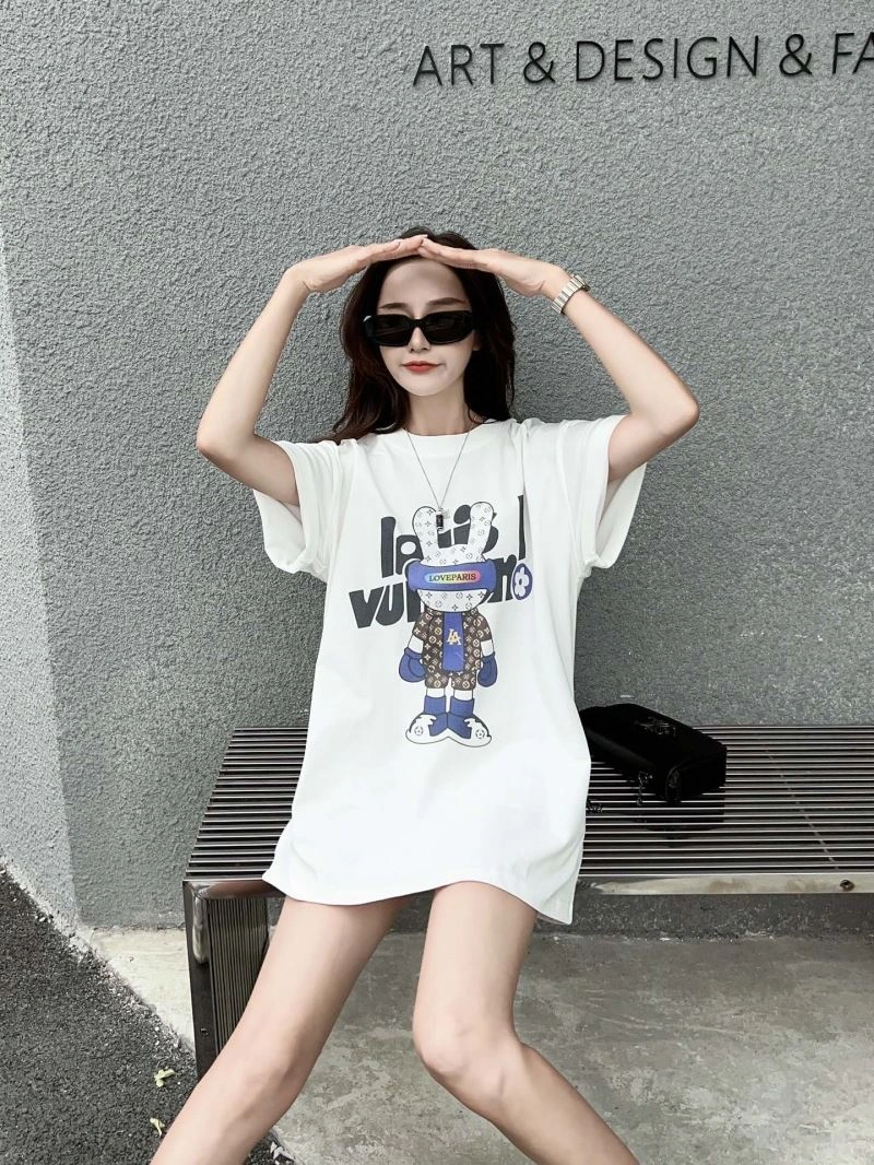Louis Vuitton T-Shirts Seasonal 138140