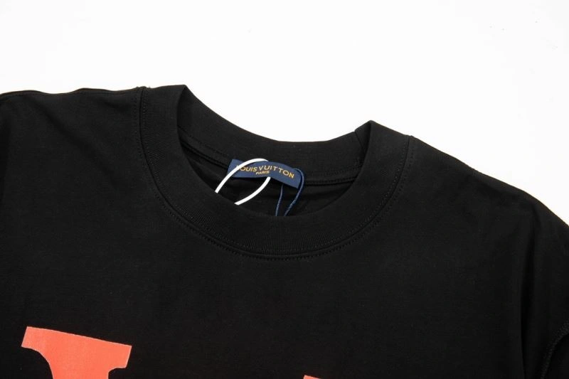 Louis Vuitton T-Shirts Compact 138158