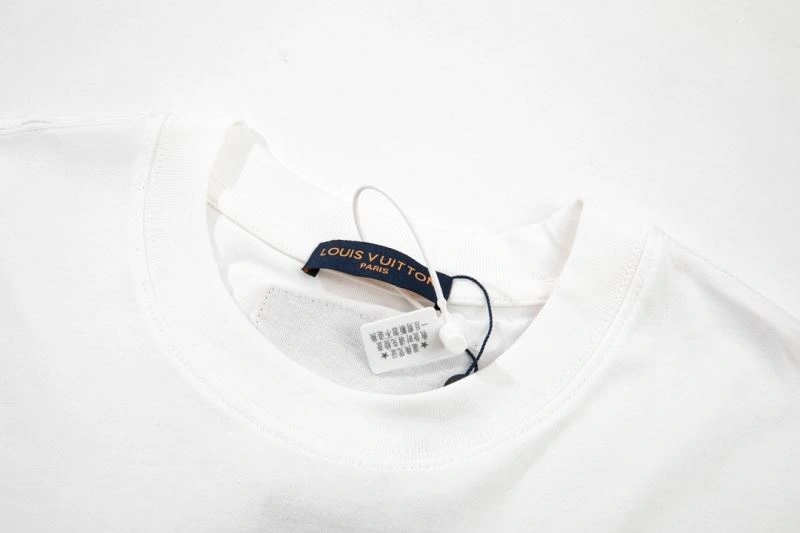 Chic Louis Vuitton T-Shirts 138134