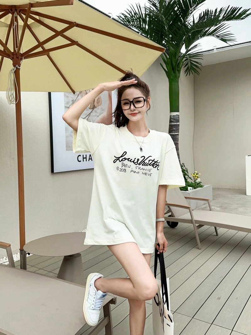 SportInspired Louis Vuitton T-Shirts 138155
