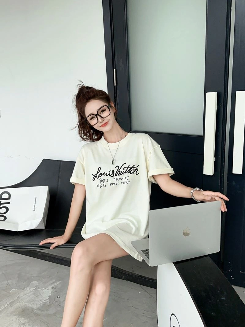 SportInspired Louis Vuitton T-Shirts 138155