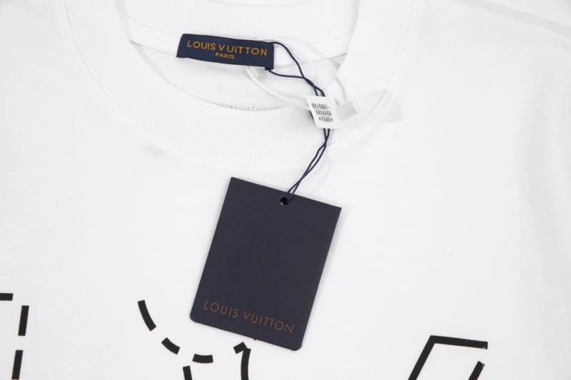 Louis Vuitton T-Shirts Refined 138139