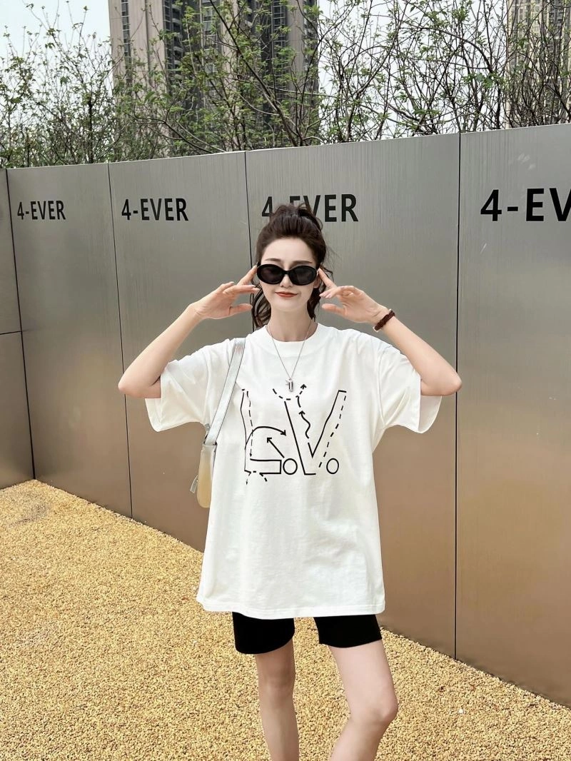 Louis Vuitton T-Shirts Refined 138139