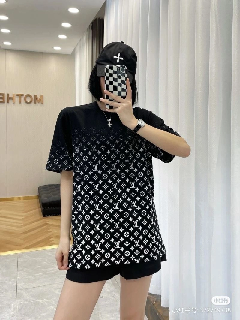 WellDesigned Louis Vuitton T-Shirts 138143
