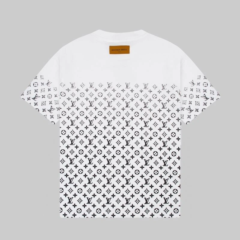 Effortless Louis Vuitton T-Shirts 138130