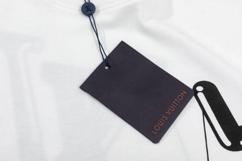 Affordable Louis Vuitton T-Shirts 138151