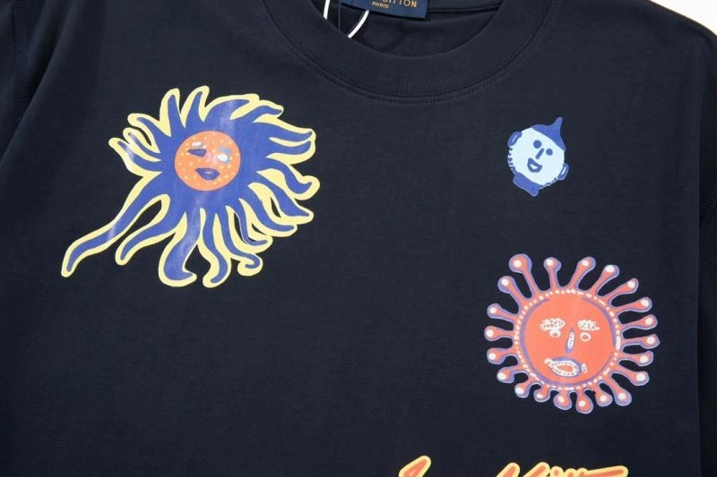 SmoothTexture Louis Vuitton T-Shirts 138135