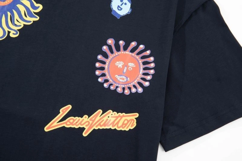 SmoothTexture Louis Vuitton T-Shirts 138135