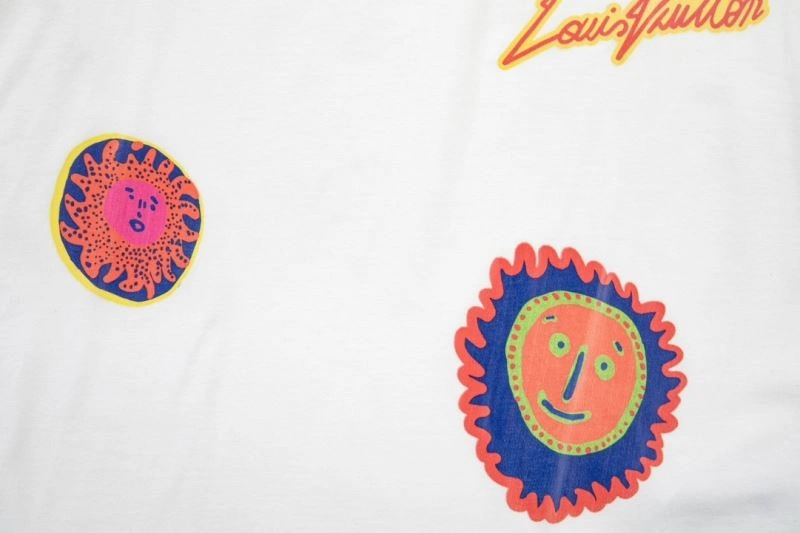 ModernLook Louis Vuitton T-Shirts 138137