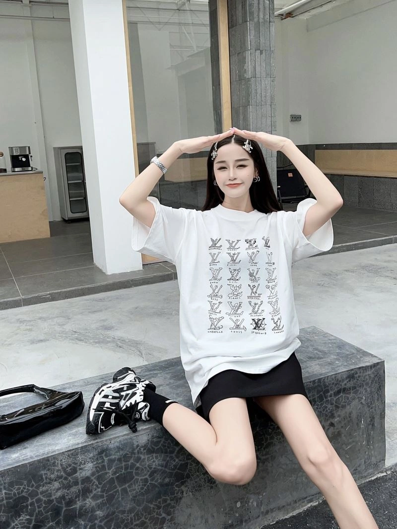 Louis Vuitton T-Shirts HighPerformance 138136