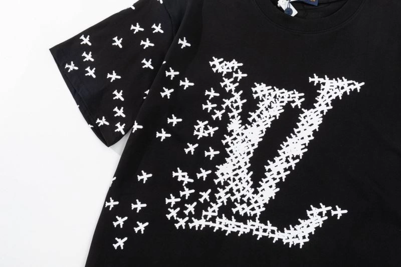 RelaxedFit Louis Vuitton T-Shirts 138133