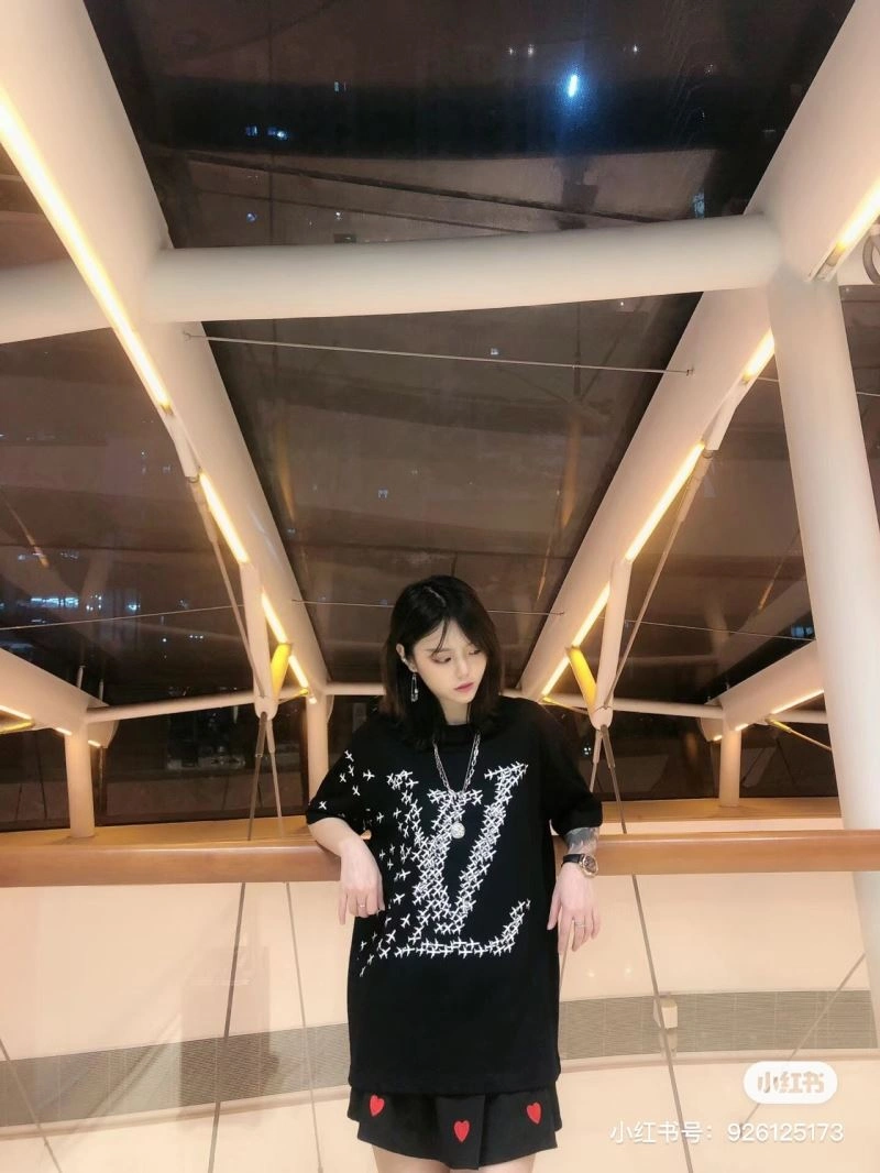 RelaxedFit Louis Vuitton T-Shirts 138133