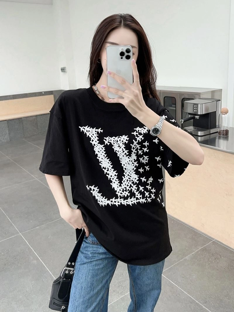 RelaxedFit Louis Vuitton T-Shirts 138133