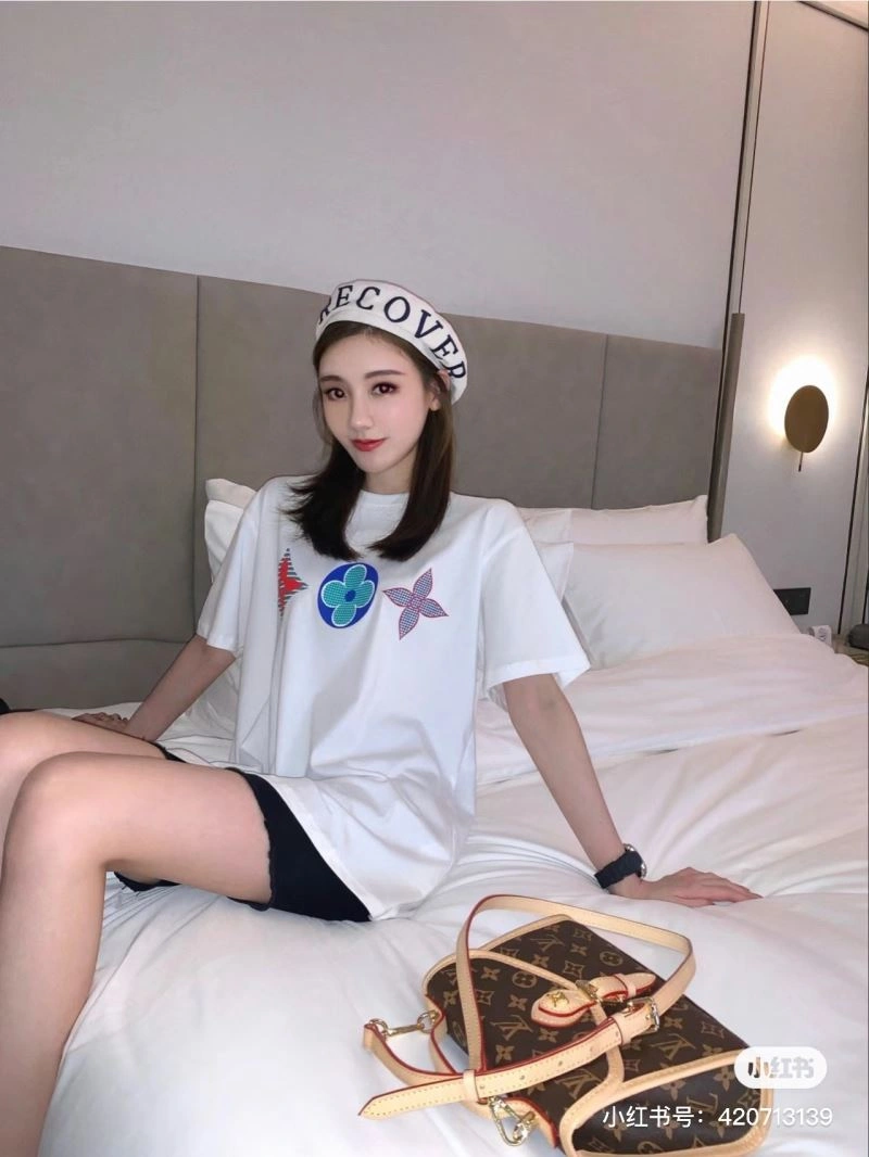 Louis Vuitton T-Shirts SoftTouch 138141