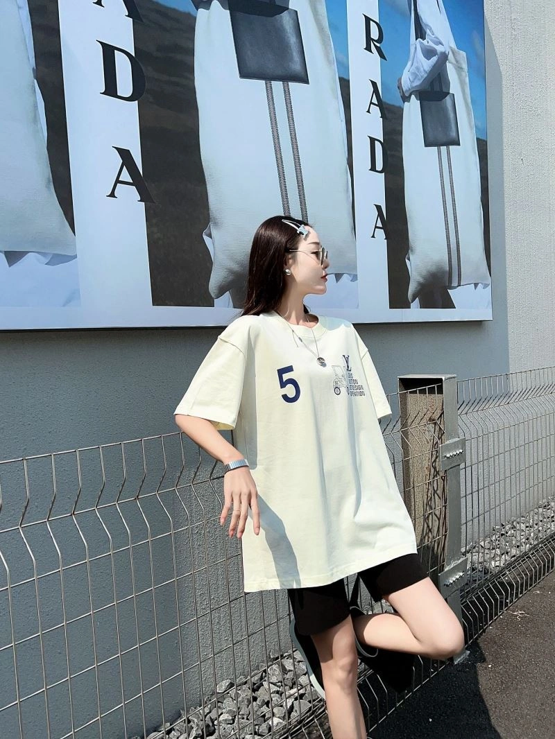 OnTrend Louis Vuitton T-Shirts 138154