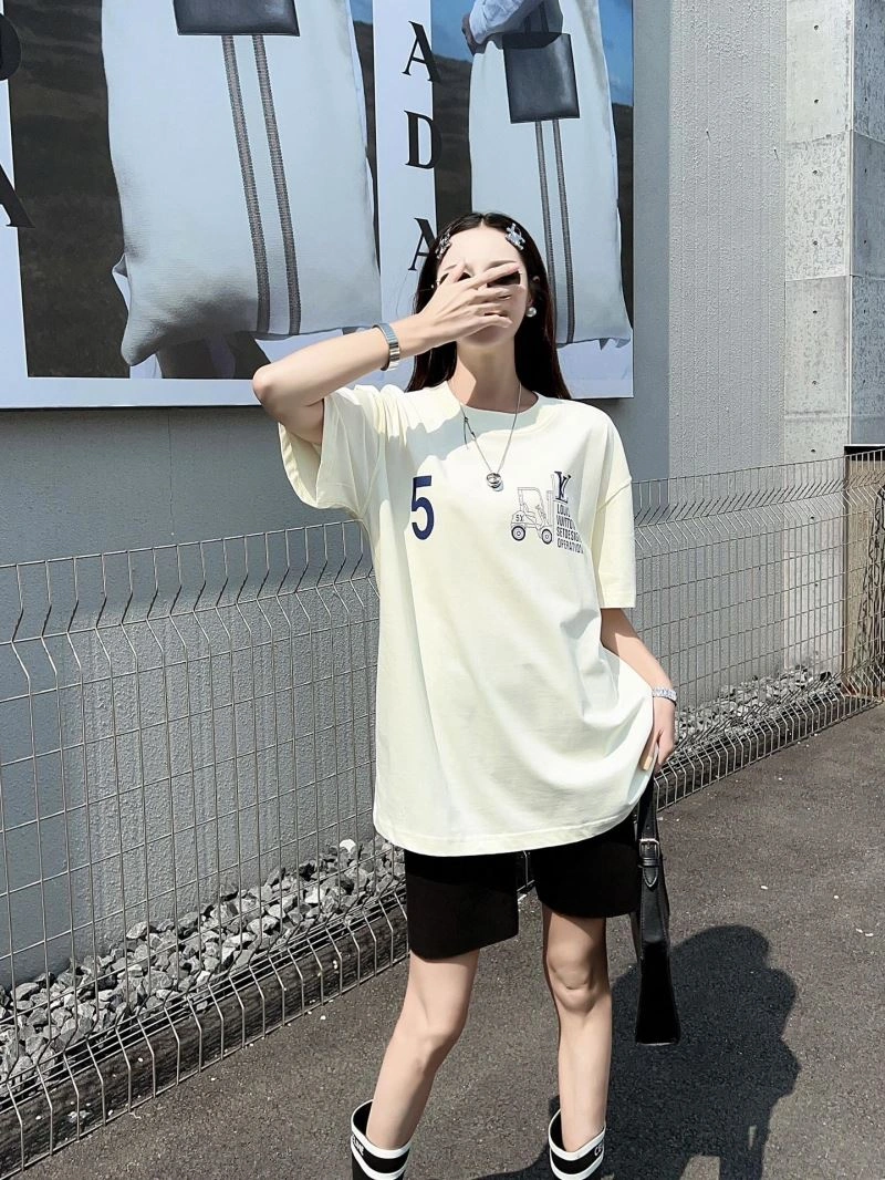OnTrend Louis Vuitton T-Shirts 138154