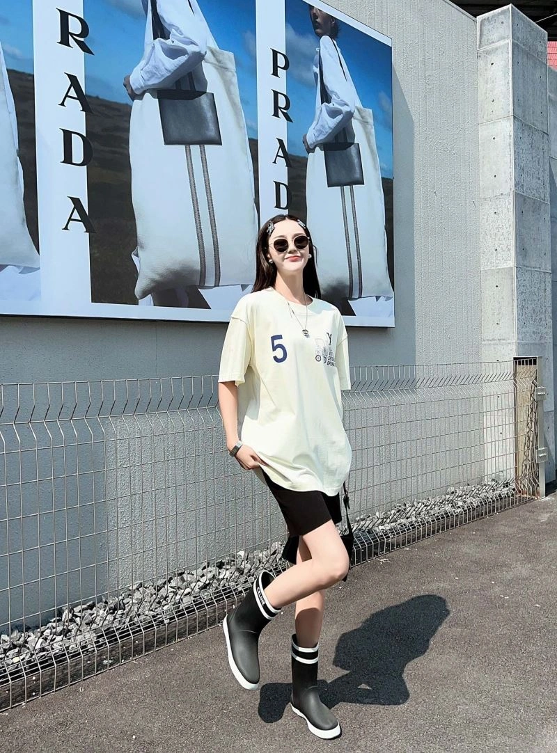 OnTrend Louis Vuitton T-Shirts 138154