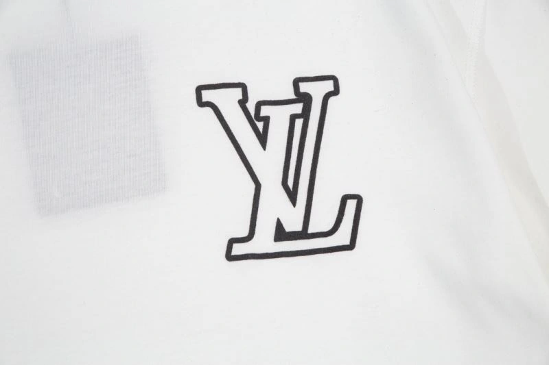 Seasonal Louis Vuitton T-Shirts 138149