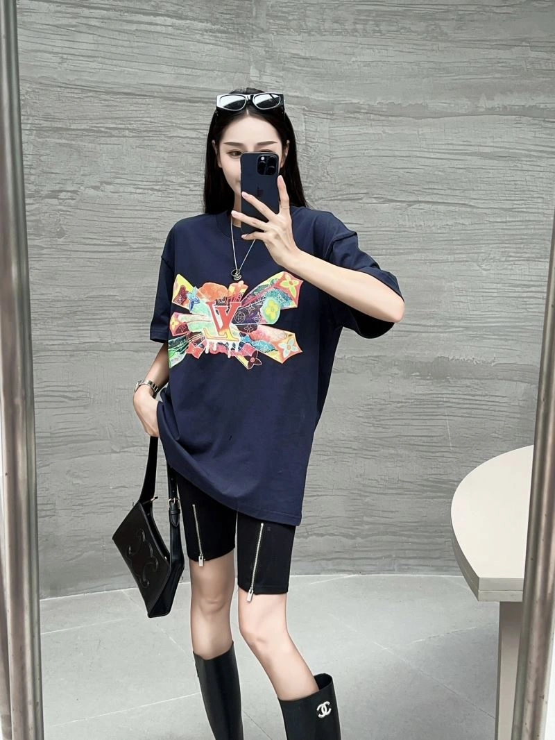 UrbanChic Louis Vuitton T-Shirts 138131