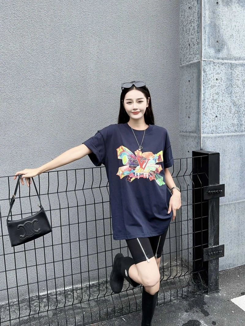 UrbanChic Louis Vuitton T-Shirts 138131