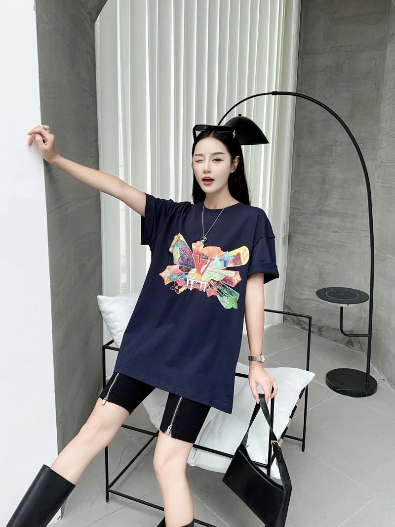 UrbanChic Louis Vuitton T-Shirts 138131