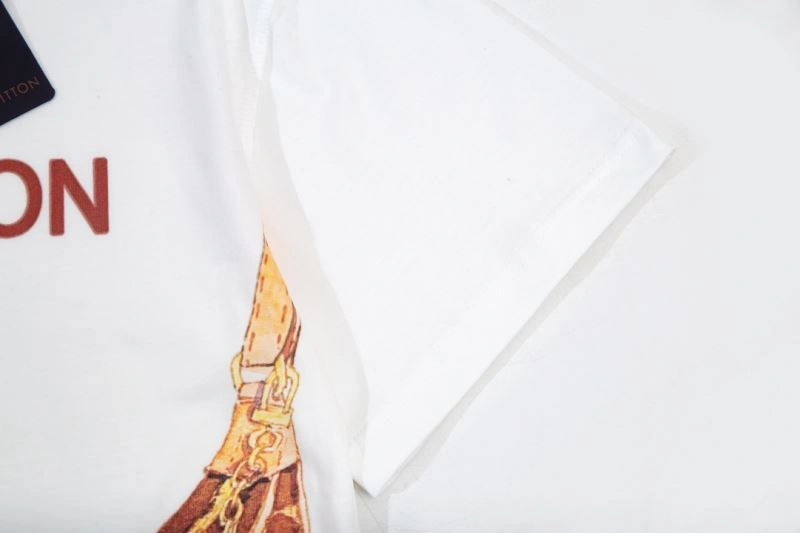 Louis Vuitton T-Shirts Casual 138125