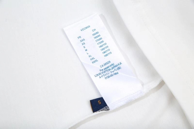 Louis Vuitton T-Shirts Casual 138125